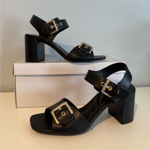 NEW Gorgeous Leather Buckle Heel Sandal Shoe Women's 7